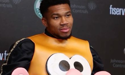 Giannis Antetokounmpo Evolusi Monster Bernama “Greek Freak”