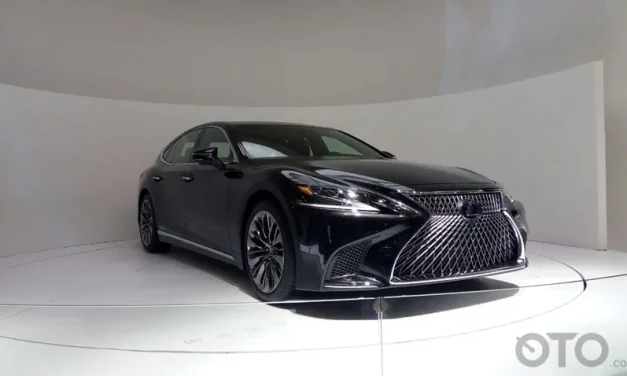 Lexus LS: Sedan Mewah Jadi Simbol Prestise Di Kelas Premium