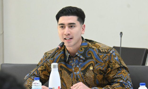 Verrel Bramasta Aktor Muda Berkarisma Memikat Dan Berbakat