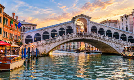 Ponte Della Maddalena Sebuah Ikon Wisata Di Italia Yang Cantik